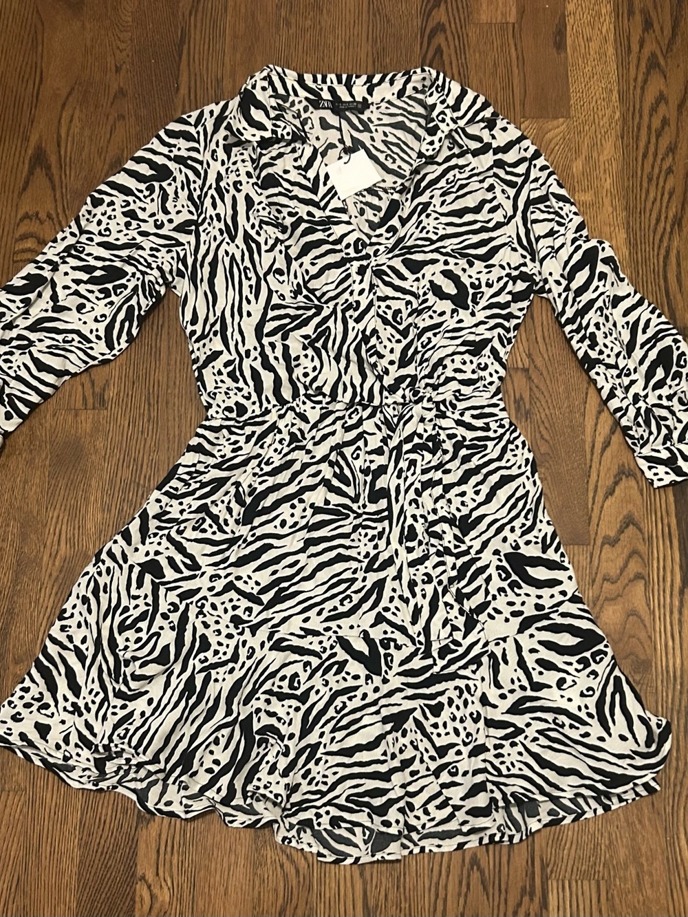 Zara Black and White Abstract Animal Print Dress NWT wrap tie waist ruffle 306